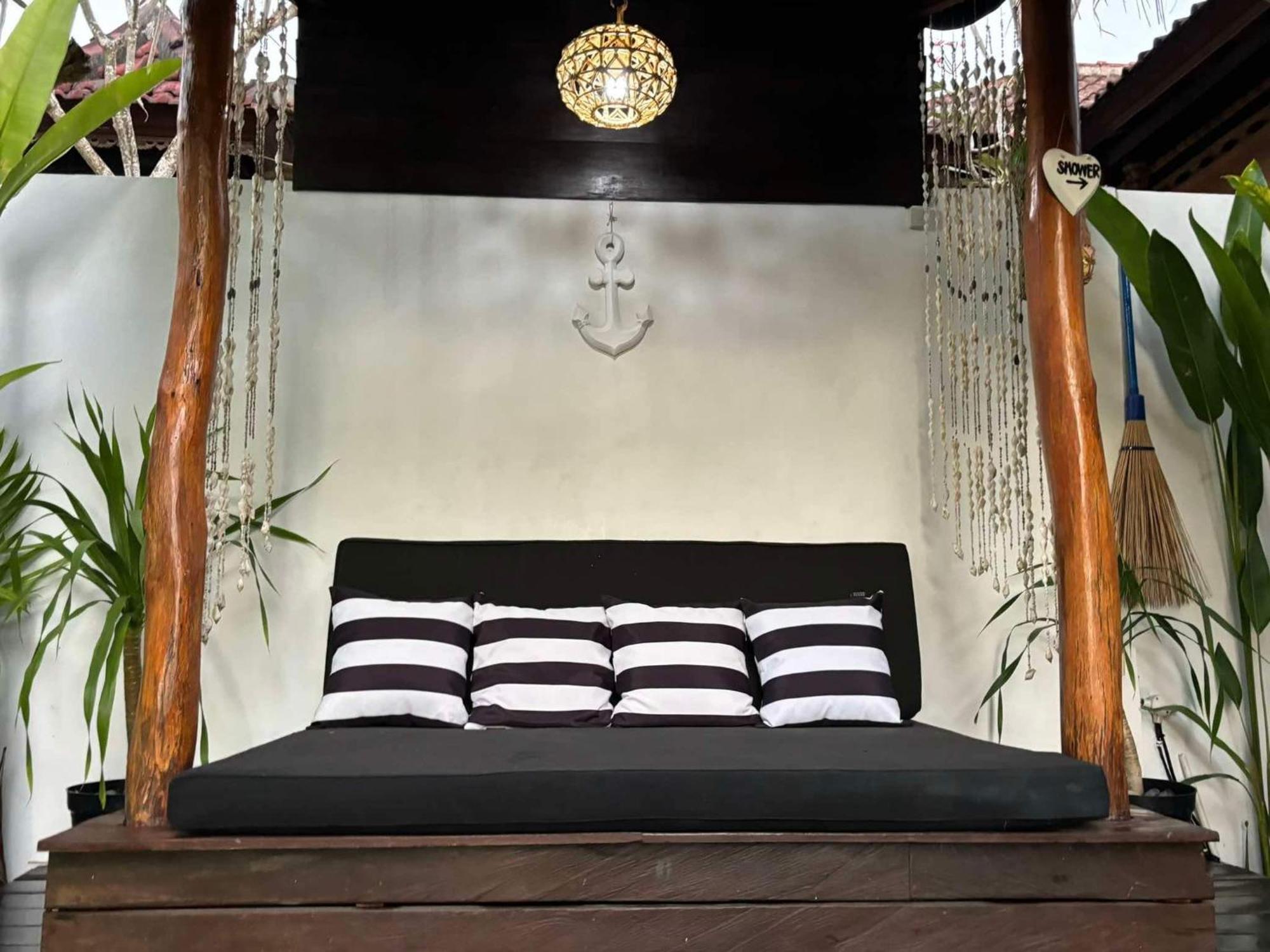 The Captains Villa Lembongan Exterior foto